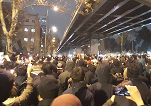 آیا اعتراضات خیابانی دانشجویان در تهران برای همدردی با قربانیان حادثه سقوط هواپیما بود؟ فیلم