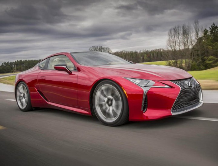 بررسی فنی لکسس LC ۵۰۰ مشخصات