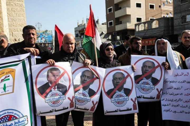 تجمعات اعتراضی فلسطینیان در مخالفت با طرح آمریکایی صهیونیستی معامله قرن تصاویر
