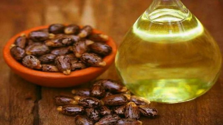 خواص روغن کرچک برای رشد مو