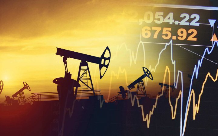 بلومبرگ: تولیدکنندگان نفتی آمریکا پول می دهند تا مخازن خالی شود