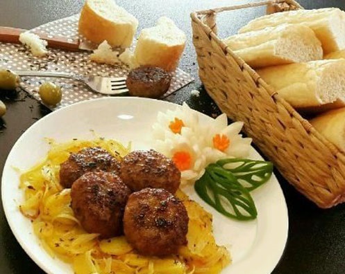 کتلت آلمانی یک غذای محبوب طرز تهیه