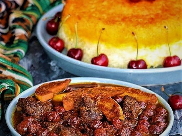 خورش آلبالو با گوشت قرمز