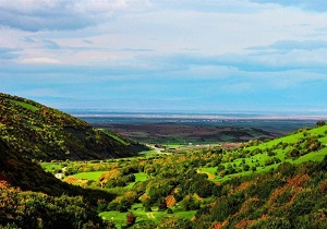 گردشگری زمینه خروج کشور از اقتصاد تک محصولی را فراهم می آورد