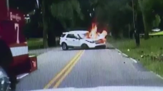 نجات معجزه آسای سرنشینان خودرو از مرگ فیلم