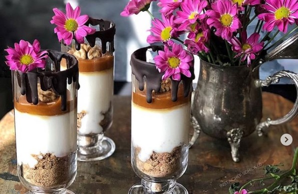 طرز تهیه پودینگ سیب و کارامل