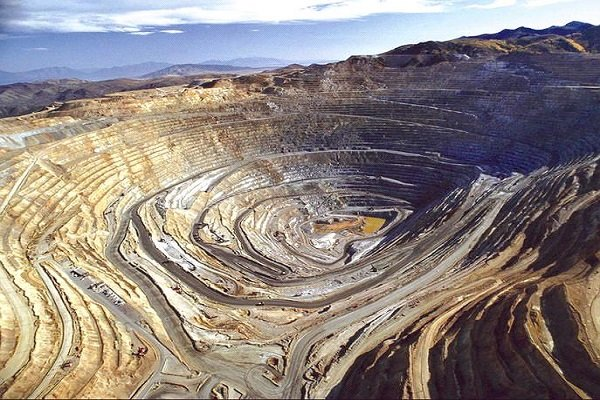 استان یزد، یکی از قطب های اصلی معدنی کشور