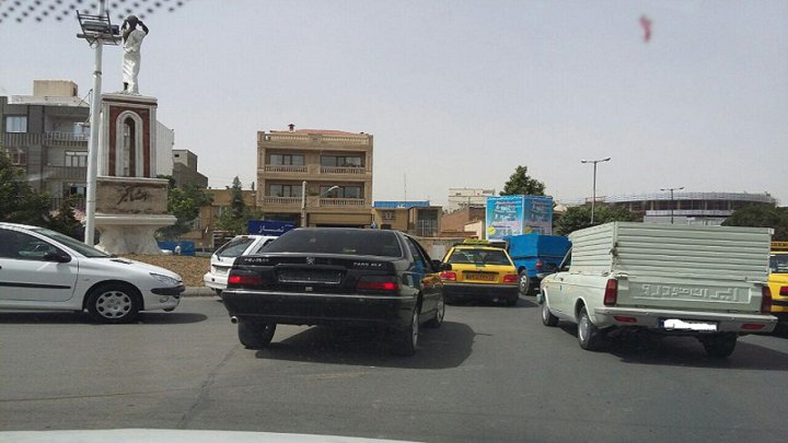 توقیف ۴۳ خودروی بدون پلاک و موتورسیکلت در مهاباد