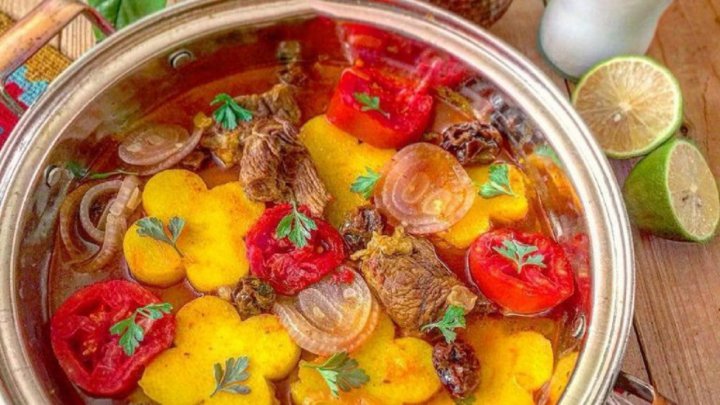طرز تهیه تاس کباب مجلسی گوشت یا مرغ نکات پخت تاس کباب در شهر های مختلف