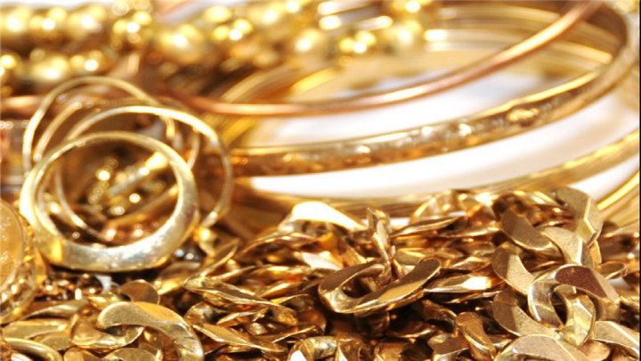 فروش طلا و جواهر به صفر رسیده است