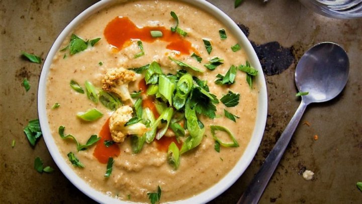 طرز تهیه سوپ گل کلم خوشمزه و مقوی