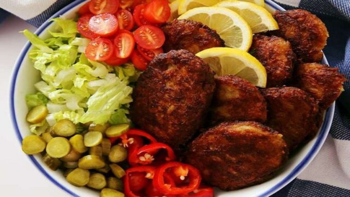 ۲ طرز تهیه کتلت هویج با گوشت و بدون گوشت خوشمزه و آسان