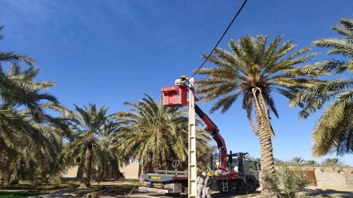 مانور اصلاح ولتاژ شبکه توزیع نیروی برق سیستان و بلوچستان برگزار شد