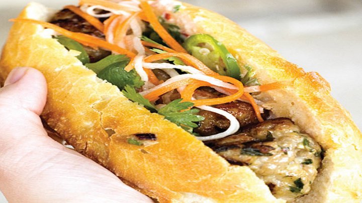 طرز تهیه ساندویچ میت بال؛ فست فود خوشمزه خانگی
