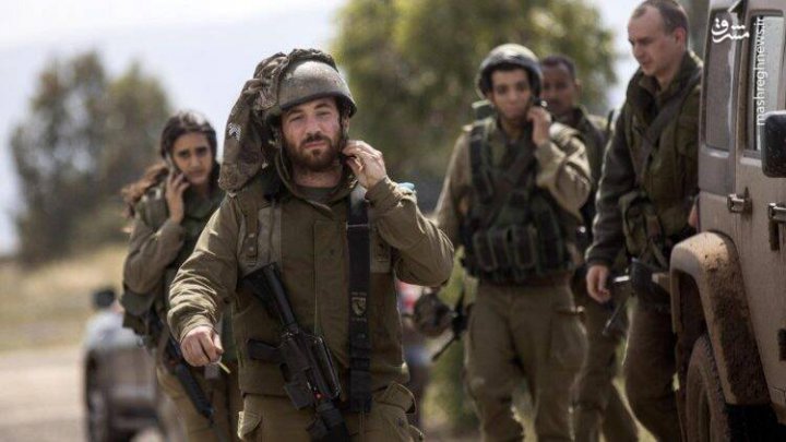 افزایش خیانت و جاسوسی در ارتش اسرائیل نظامیان صهیونیستی که پایگاه ها را به روی قاچاقچیان باز می کنند