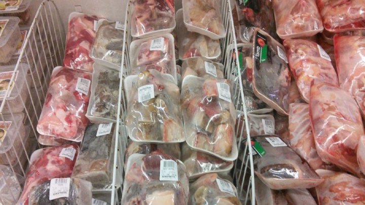 توزیع ۱۸۰۰ کیلوگرم گوشت قرمز در کردستان