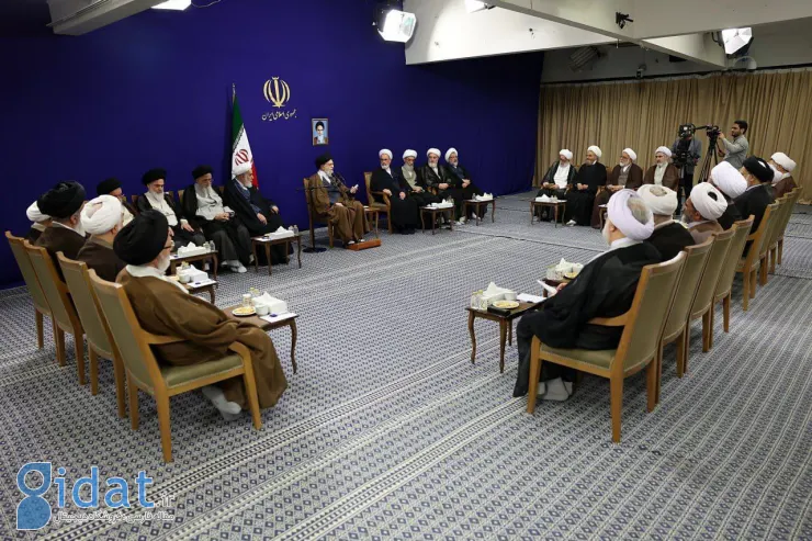 رهبر انقلاب: جمهوری اسلامی همان حکومت مد نظر علامه نایینی است