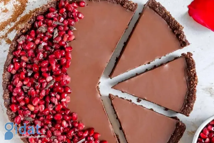 دسر شب یلدا با بیسکویت و شکلات