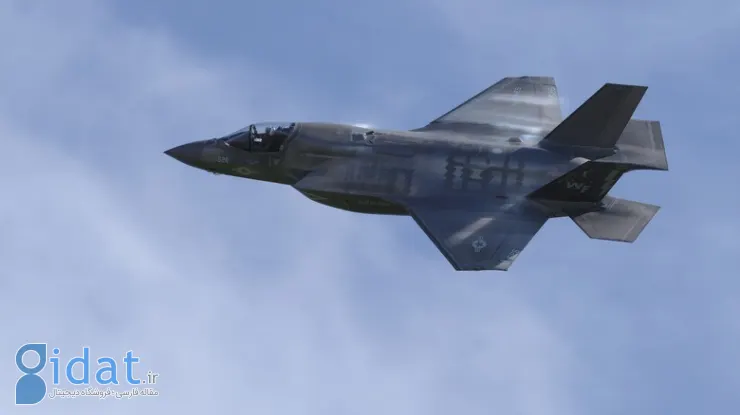 7-an-f-35-in-flight