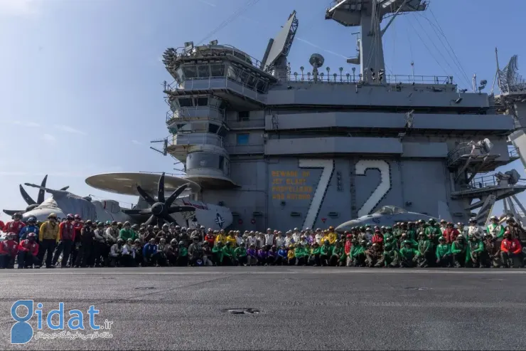 تصاویر داغ از ویتاکر و داماد ترامپ بر روی عرشه ناو آبراهام لینکلن