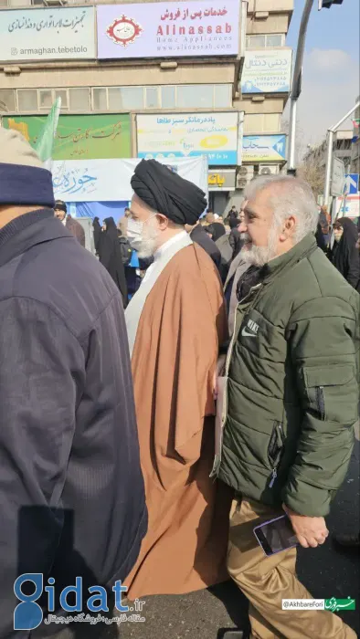 تصویری از مصطفی خامنه ای در راهپیمایی امروز