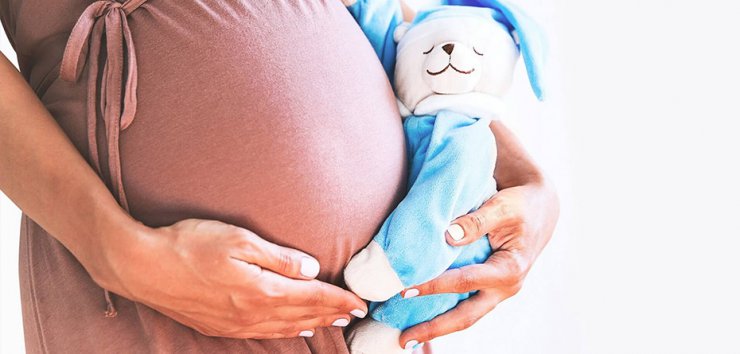 از چه زمانی جنین در شکم مادر شروع به حرکت می کند؟