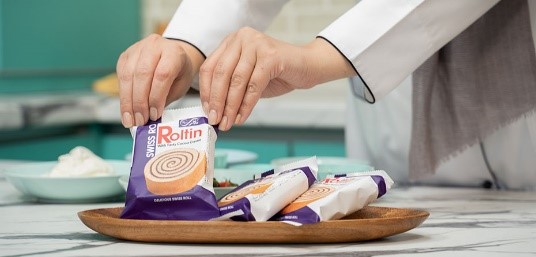 کیک نظری، دنیای کیک و شیرینی را دگرگون کرد