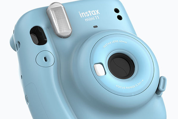 رونمایی فوجی فیلم از دوربین Instax Mini 11 مخصوص سلفی گرفتن