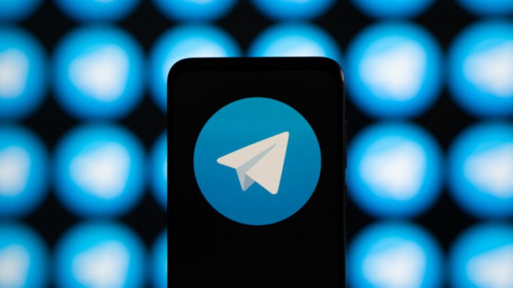 پاول دورف اپل را به تلاش برای مخفی کردن نقش خود در سانسور محتوای تلگرام متهم کرد