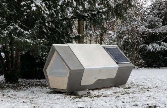 آلمان با ارائه اتاقک های مجهز به پنل خورشیدی از بی خانمان ها محافظت می کند