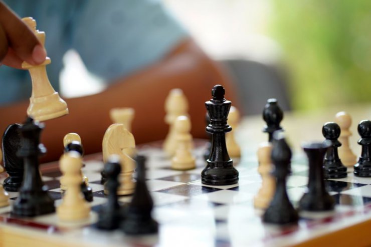 محققان نوعی هوش مصنوعی ساختند که شبیه به انسان شطرنج بازی می کند