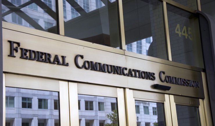 درخواست سناتورهای آمریکایی برای افزایش ۴ برابری حداقل سرعت اینترنت باند پهن