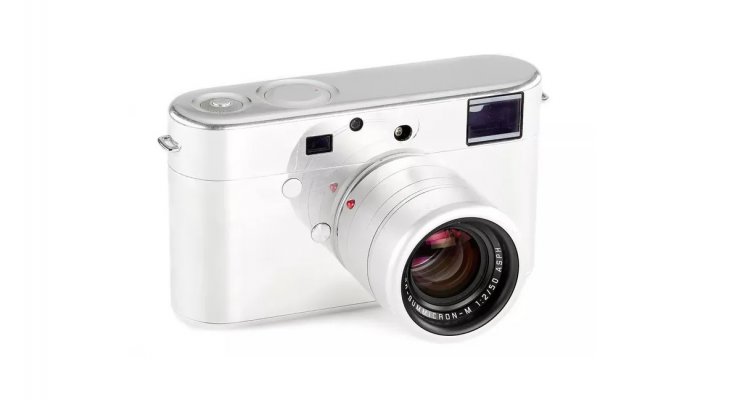 نمونه اولیه دوربین لایکا با طراحی جانی آیو به قیمت نجومی فروخته می شود