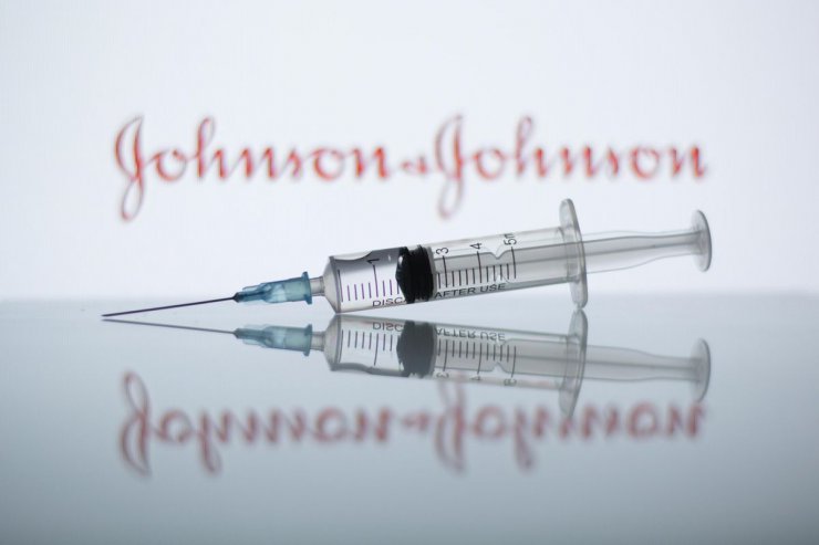 آمریکا تزریق واکسن کرونا جانسون و جانسون را از سر می گیرد