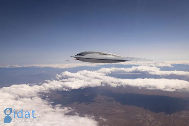 بمب‌افکن B-21 آمریکا