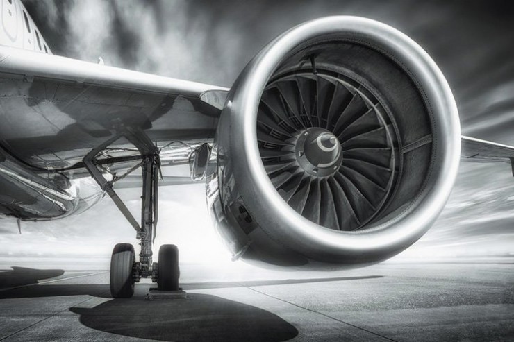 هواپیما تا چه مدت می تواند با یک موتور پرواز کند؟