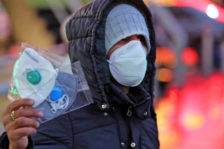 از گرانی و نایاب شدن ماسک و موادضدعفونی کننده تا توزیع آن توسط وزارت بهداشت