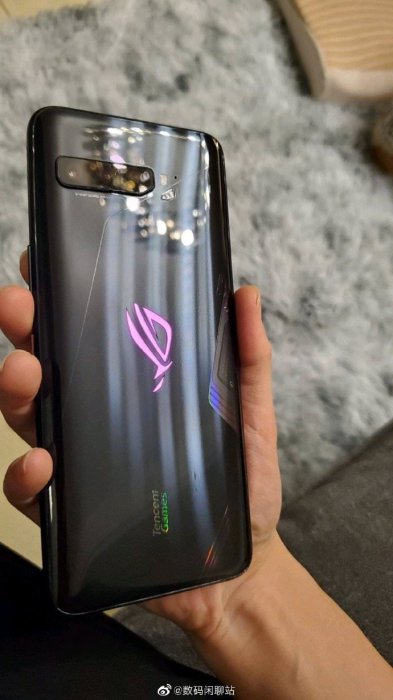 تصویر جدیدی از ایسوس ROG Phone 3 منتشر شد