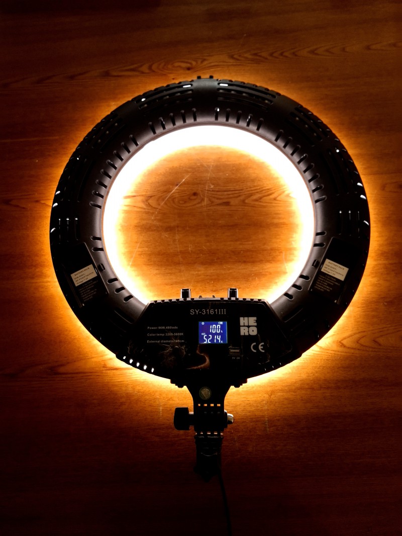 رینگ لایت : آشنایی با اجزای داخلی و ایرادات آن