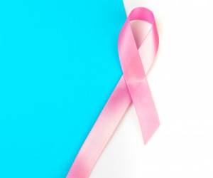 عمل IVF و سرطان های زنانه ارتباطی با هم دارند ؟