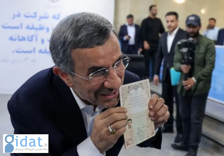 احمدی نژاد به سلامت به مشهد سفر کرد!