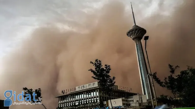 طوفان شدید تا یک ساعت دیگر به تهران خواهد رسید
