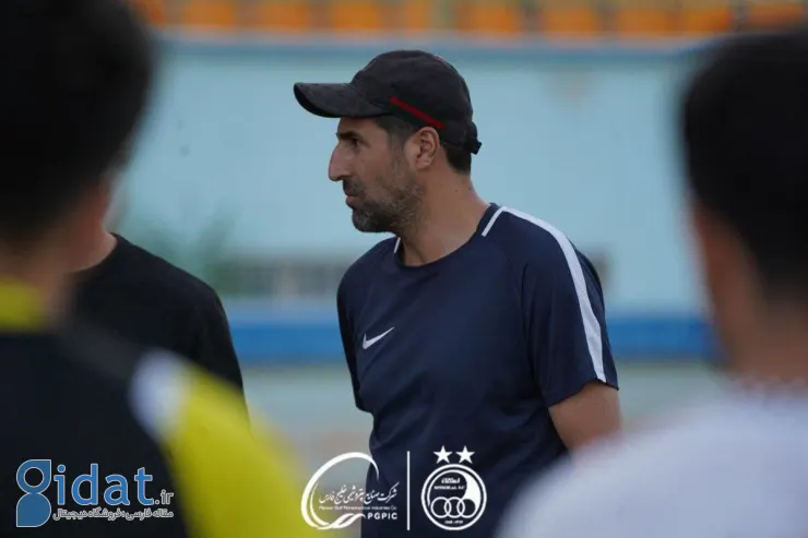 سرمربی آبی ها: استقلال دربی را به مدیرانش باخت!