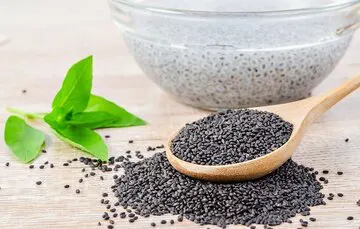 تسکین و درمان فوری درد شکم با مصرف این گیاه