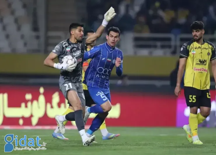 استقلال در گروی پرسپولیس و سپاهان است!