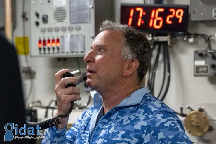 پیشنهاد محققان در مورد نمایش تبلیغاتی ویتاکر در کشتی لینکلن