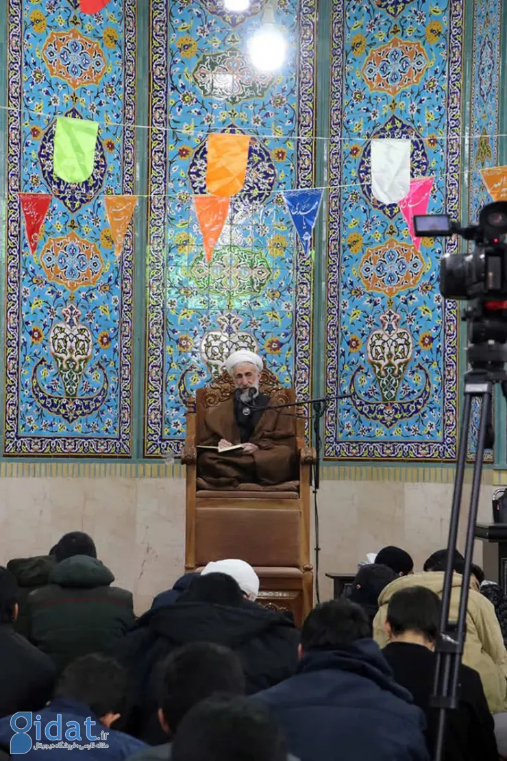 تصاویری از کاظم صدیقی بر منبر مسجد جامع ازگل