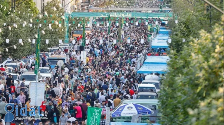 عکسی از بنر عجیب در تهران که سوژه شد