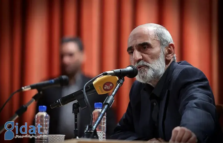 شریعتمداری نگران جلیلی و قالیباف بود