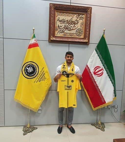 مدافع فصل گذشته ذوب آهن، سپاهانی شد(عکس)